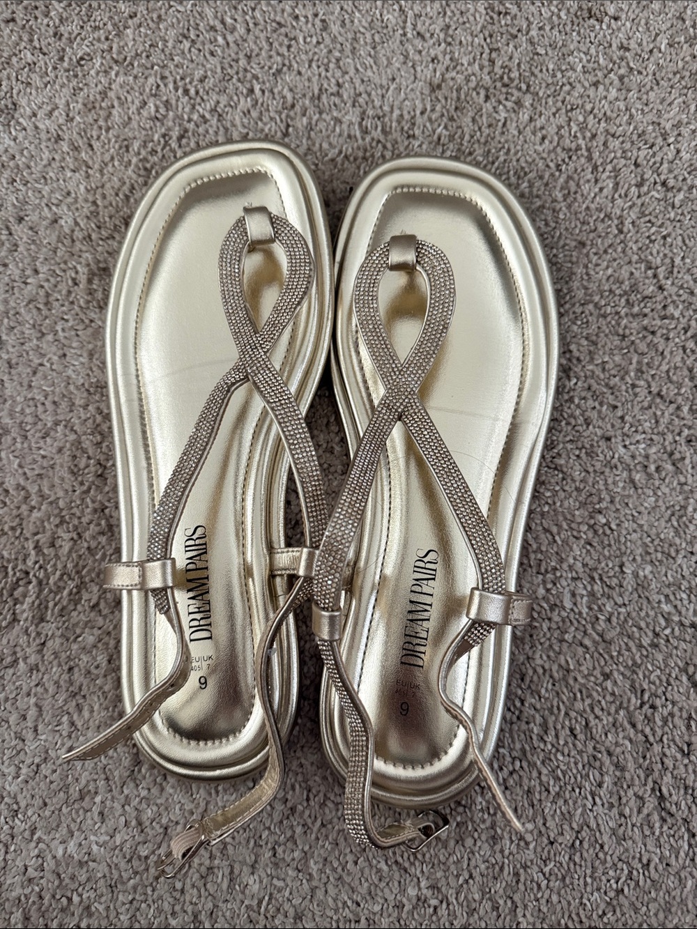 Dream Pairs Metallic Gold Loop Thong Sandals